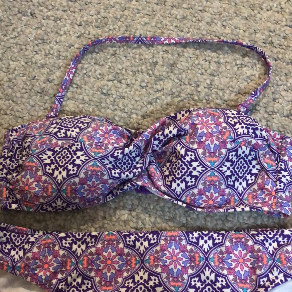 F&F Bikini - Picture 3 of 9